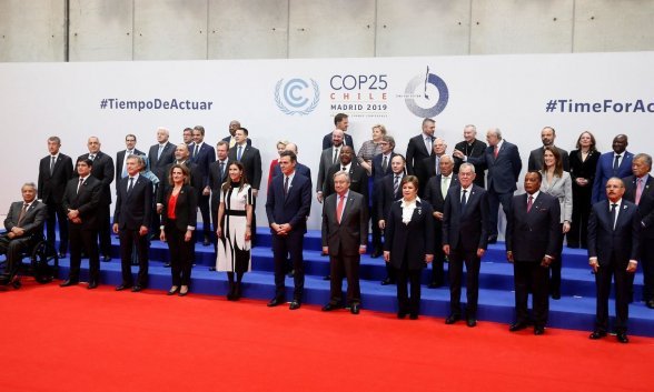 Family photo at the opening of the 25th Conference of the Parties (COP25) on climate change, taking place in Madrid Dec. 2 to 13. Credit: UNFCCC