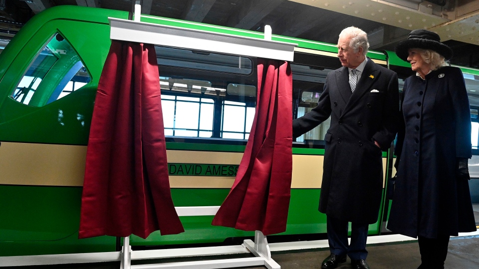 Charles, Camilla, Pier Train