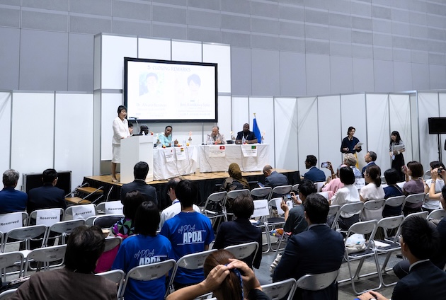 Yoko Kamikawa, Chairperson of Japan Parliamentarians for Population (JPFP), addresses a seminar for African and Asian parliamentarians on the sidelines of the TICAD9 in Yokohama City, Japan. Credit: APDA