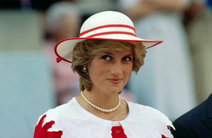 GettyImages-515207354-Charles-Spencer-Had-Something-Different-Planned-for-Diana-Eulogy